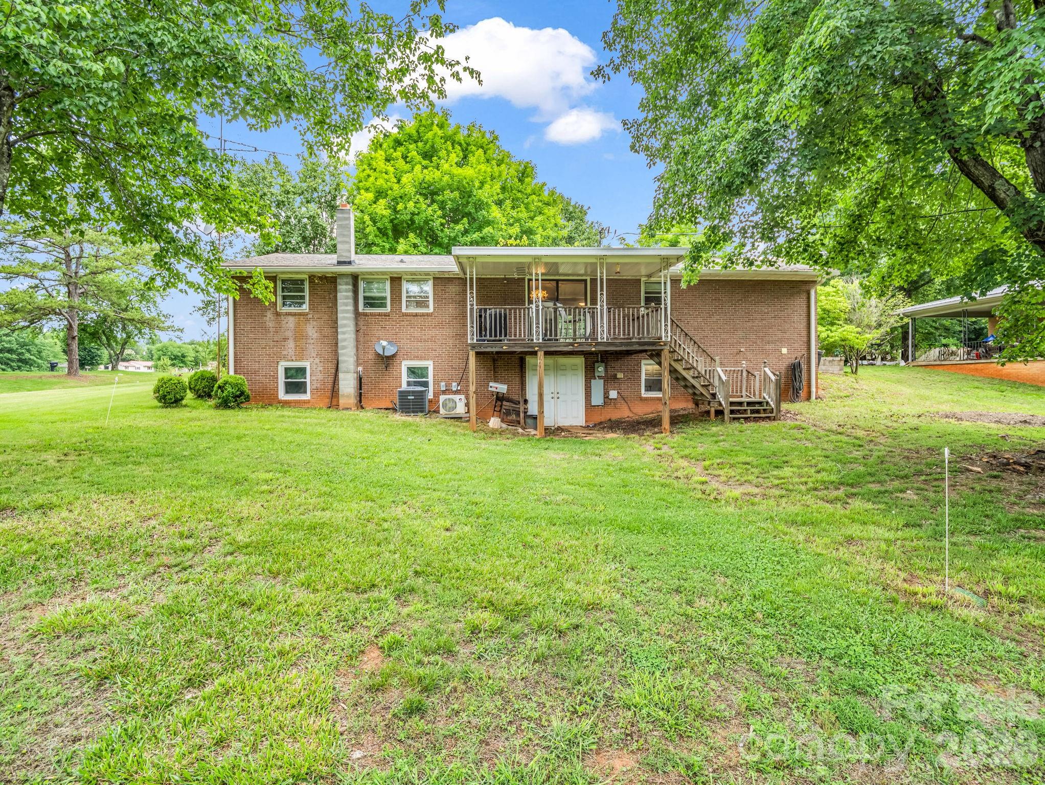 151 Woodside Drive