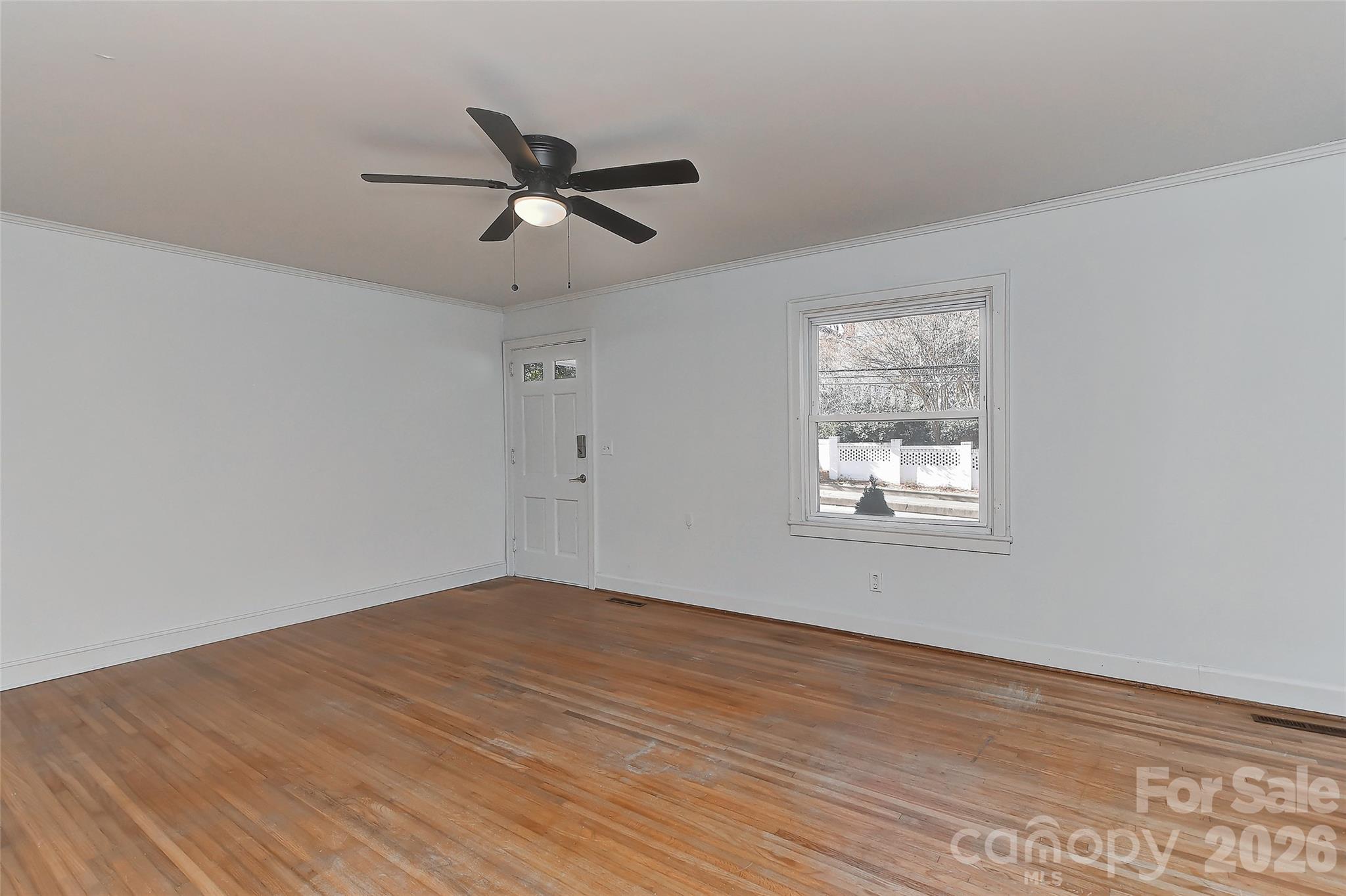 302 Johnson Street N