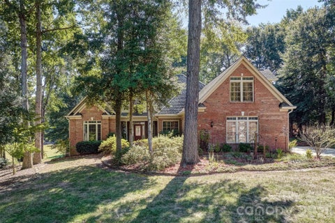 Photo of 225 Highland Forest Drive, Lake Wylie, SC 29710 (MLS # 4429325)
