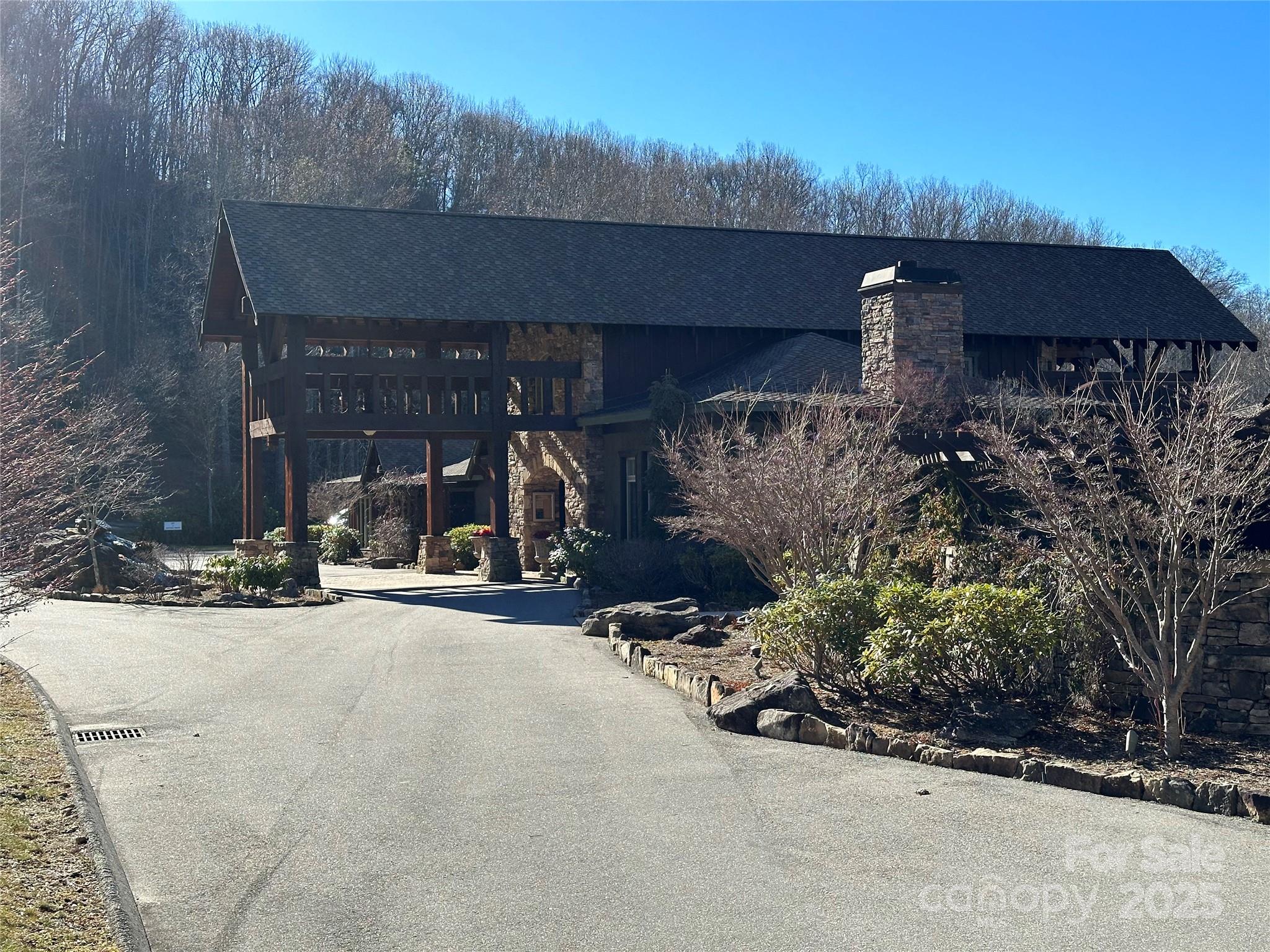 Highland Forest - Land