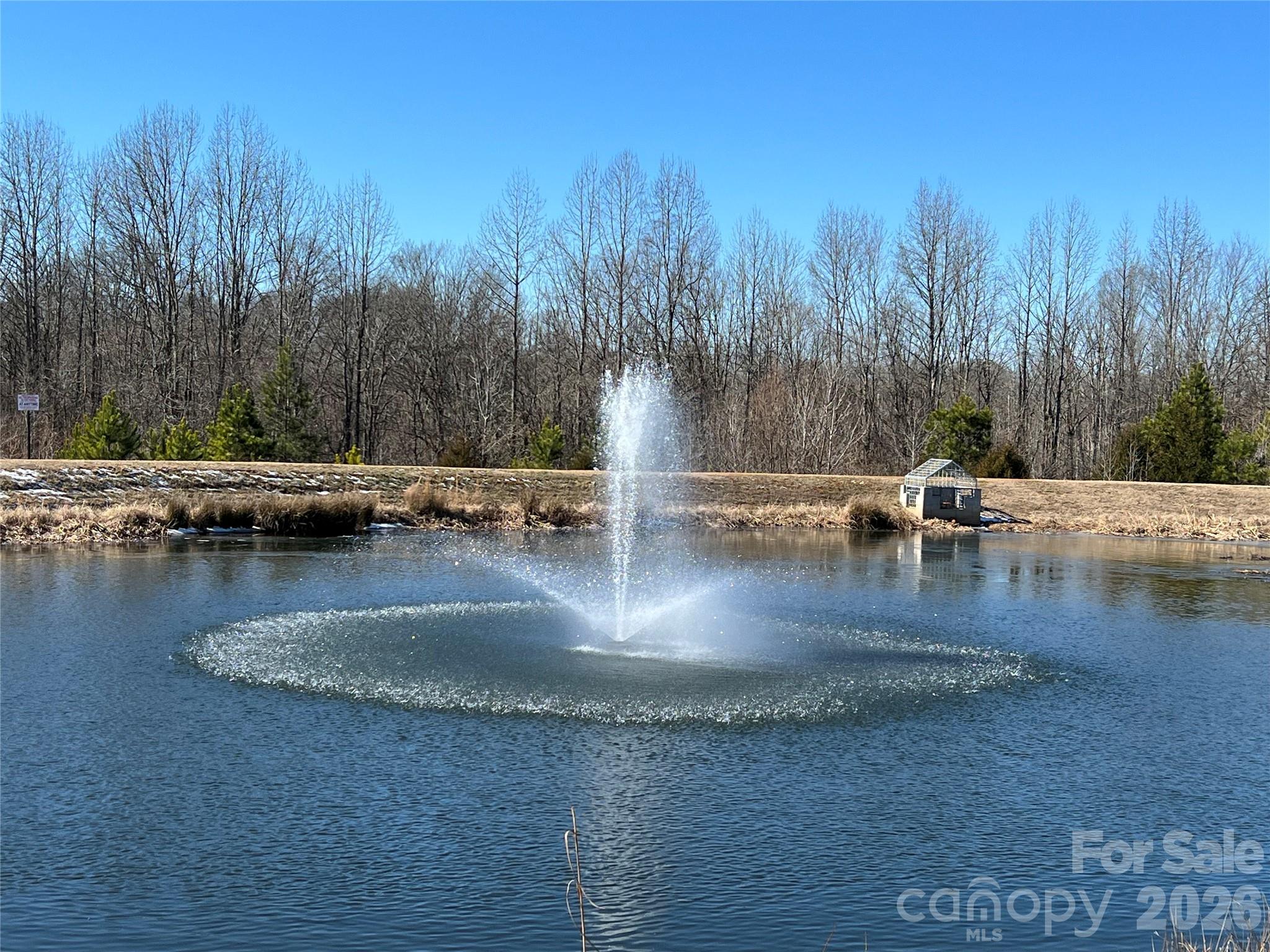 Courtyards on Poplar Tent - Residential