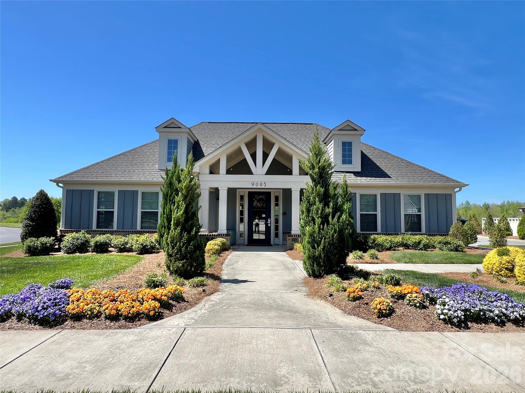 Courtyards on Poplar Tent - Residential