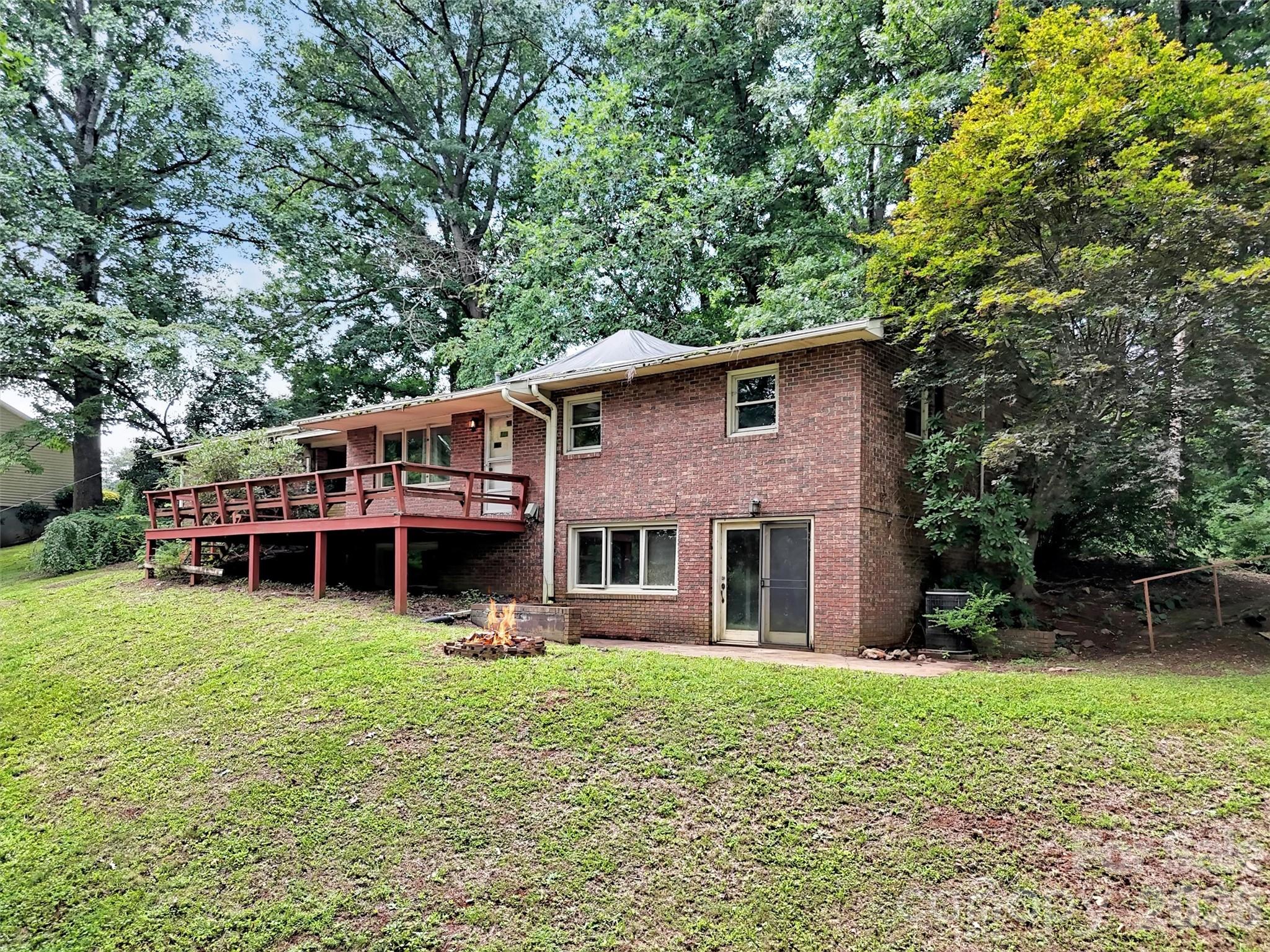 101 Cactus Loop, Sylva, NC, 28779