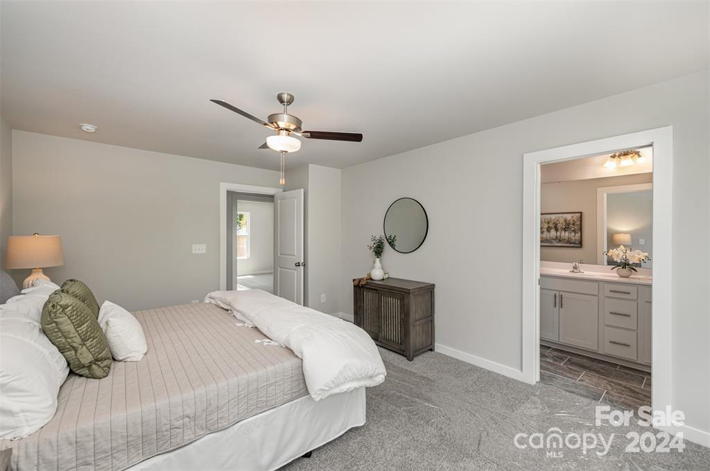 Vantage Pointe - Residential