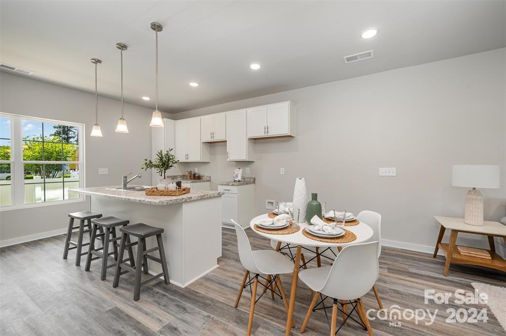 Vantage Pointe - Residential