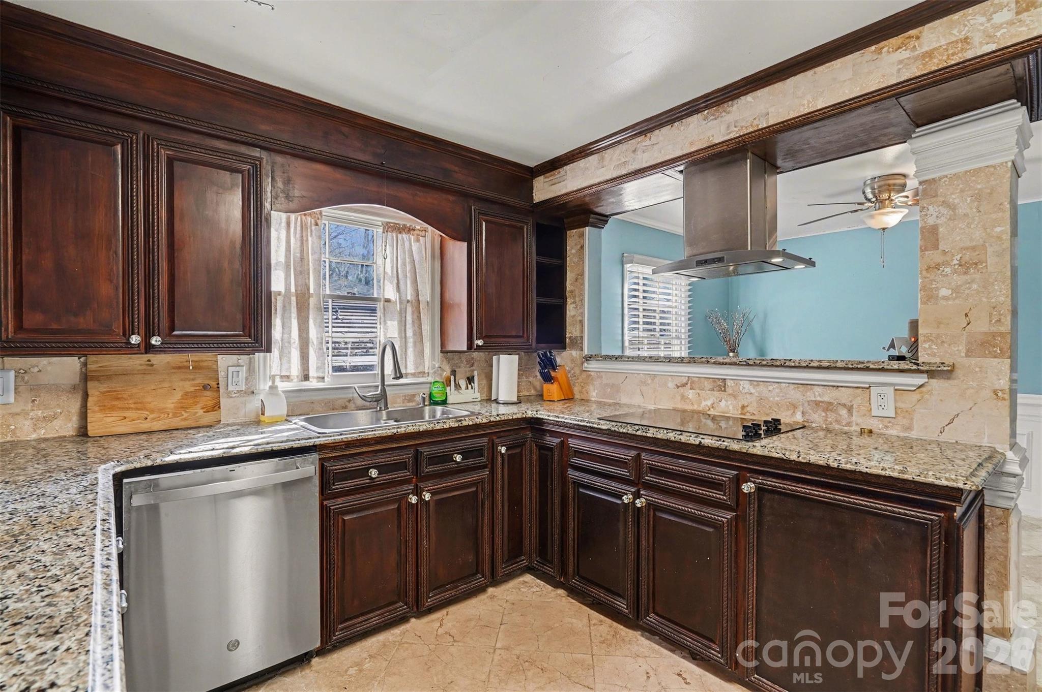 RAVENWOOD - Residential