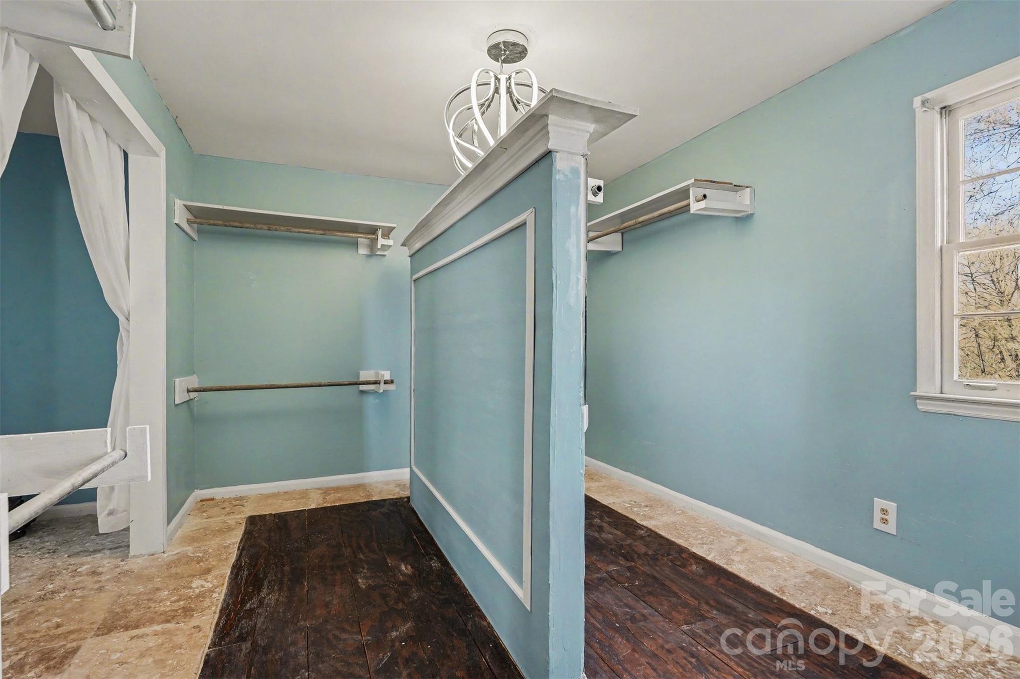 RAVENWOOD - Residential