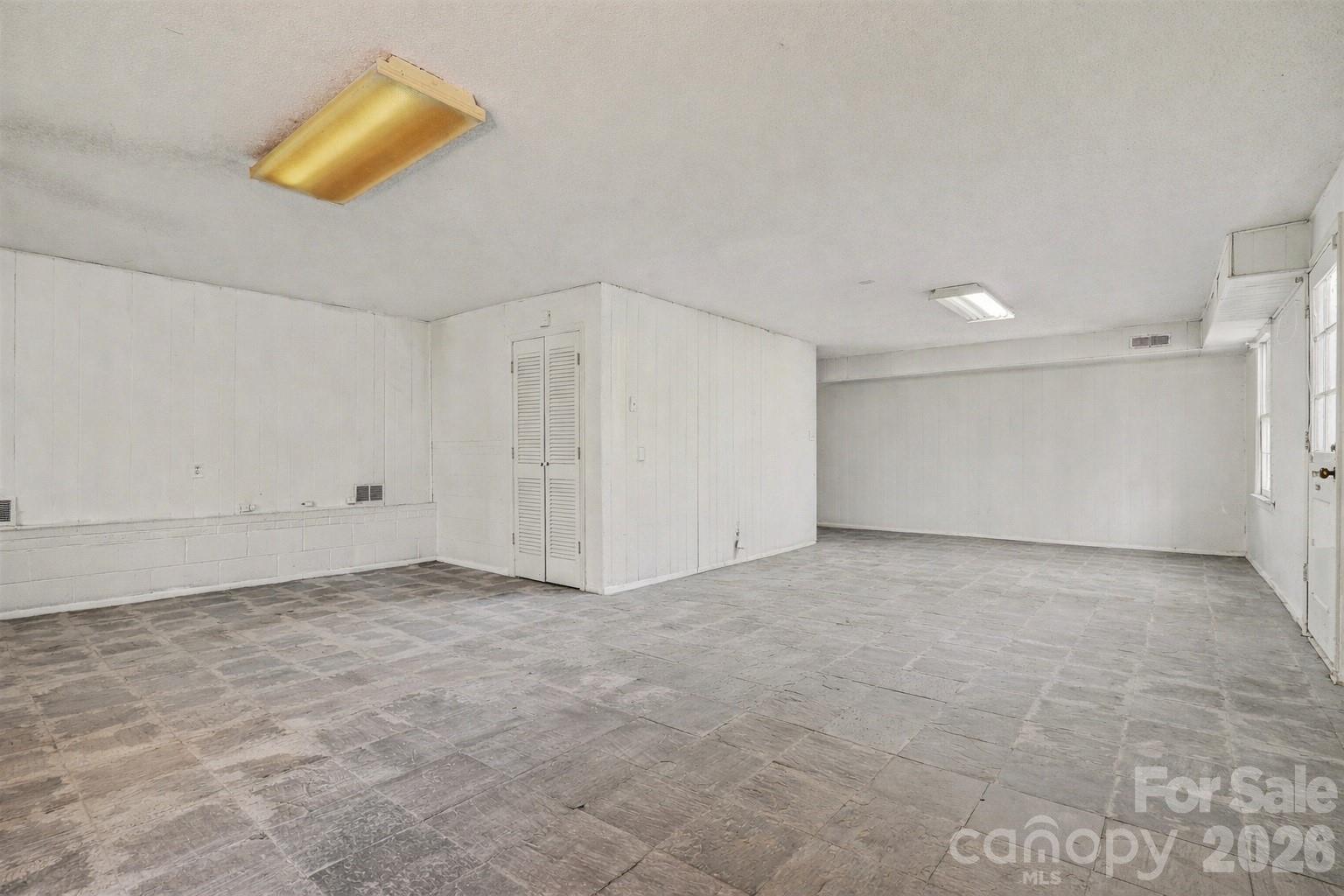 RAVENWOOD - Residential