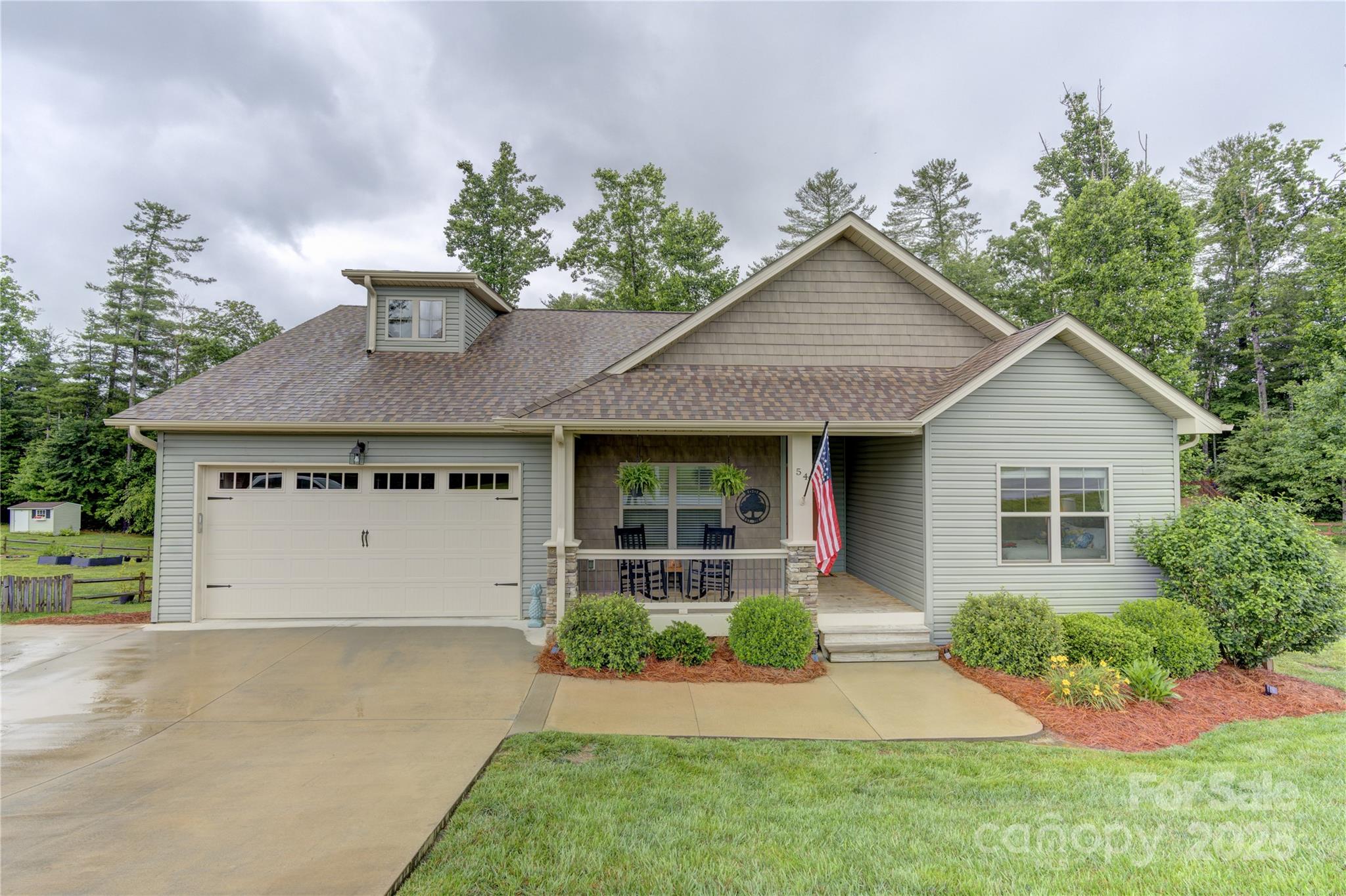 Waters Edge - Residential