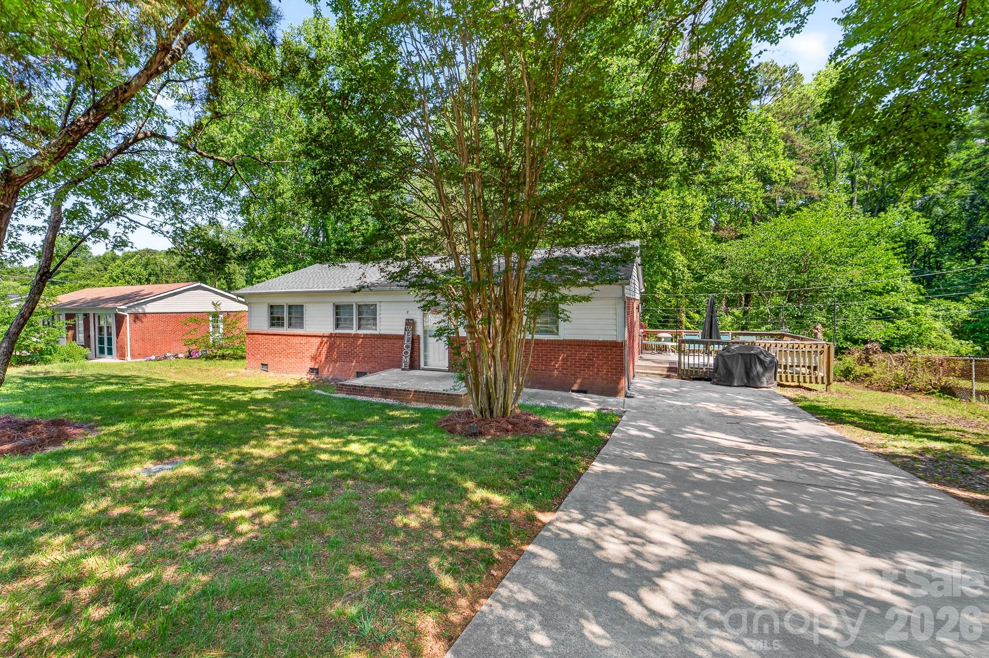 402 Wooddale Drive