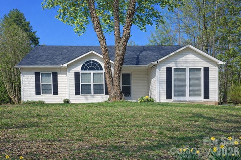 Photo of 107 Panther Creek Road E, Troutman, NC 28166 (MLS # 4356837)