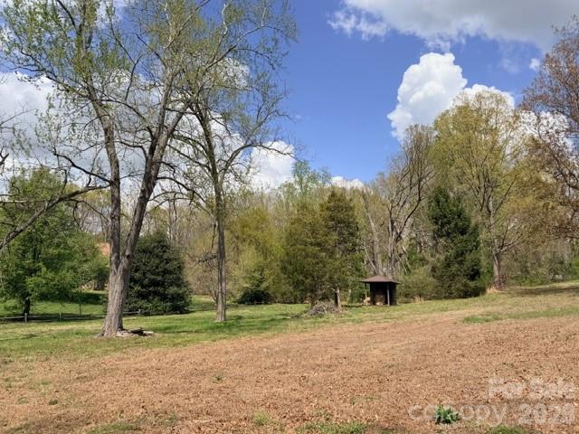 0000 Curve View Road