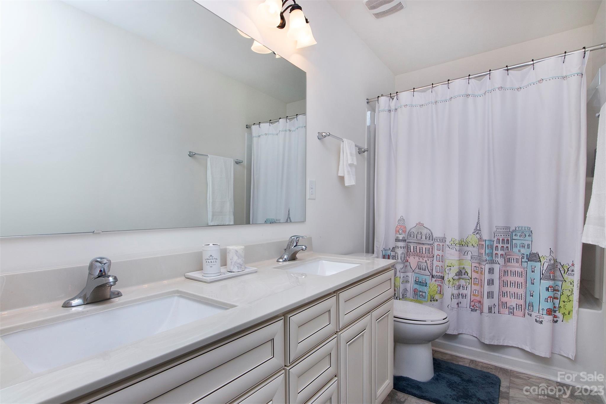 Villas at Winecoff - Residential