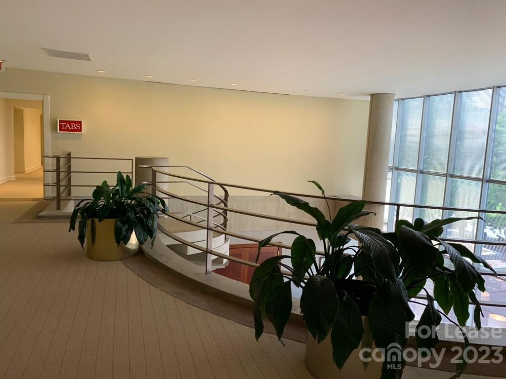 1 N Pack Square 303A