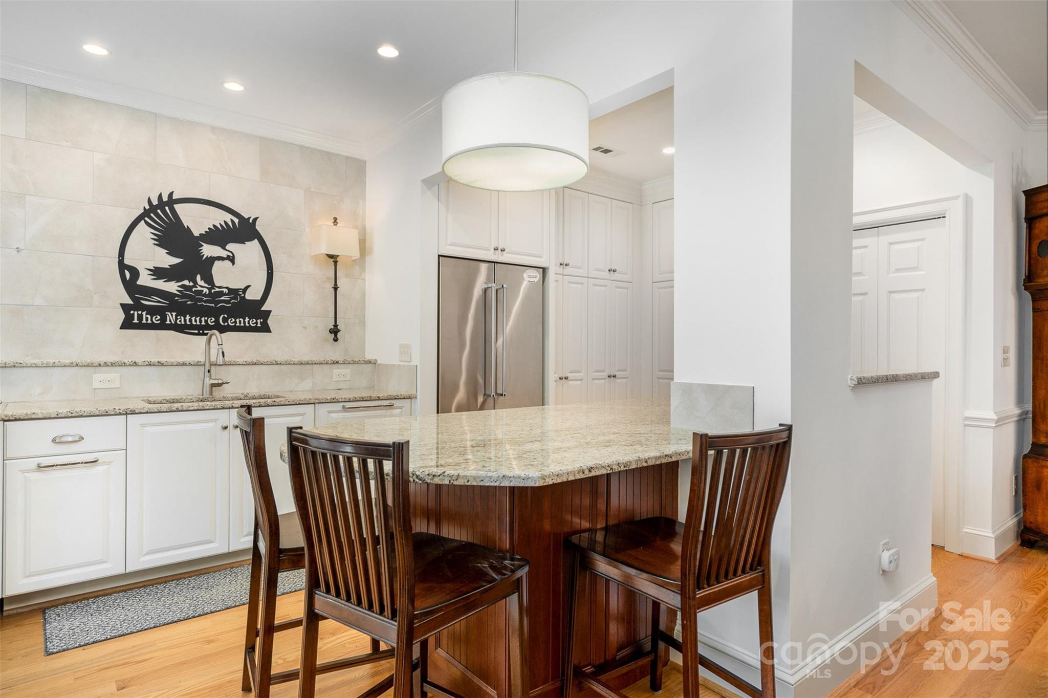 Charlotte, North Carolina 28210, United States, 3 Bedrooms Bedrooms, ,4 BathroomsBathrooms,Residential,Active,160902