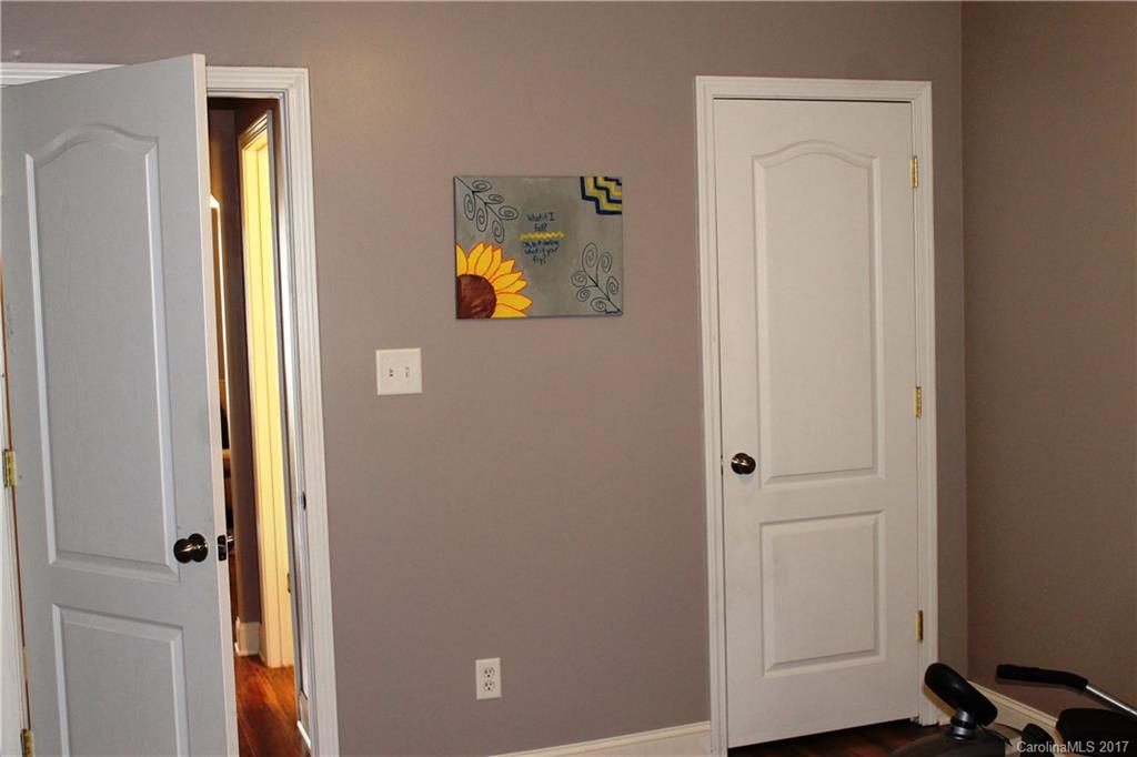 Meadow Glen - Residential