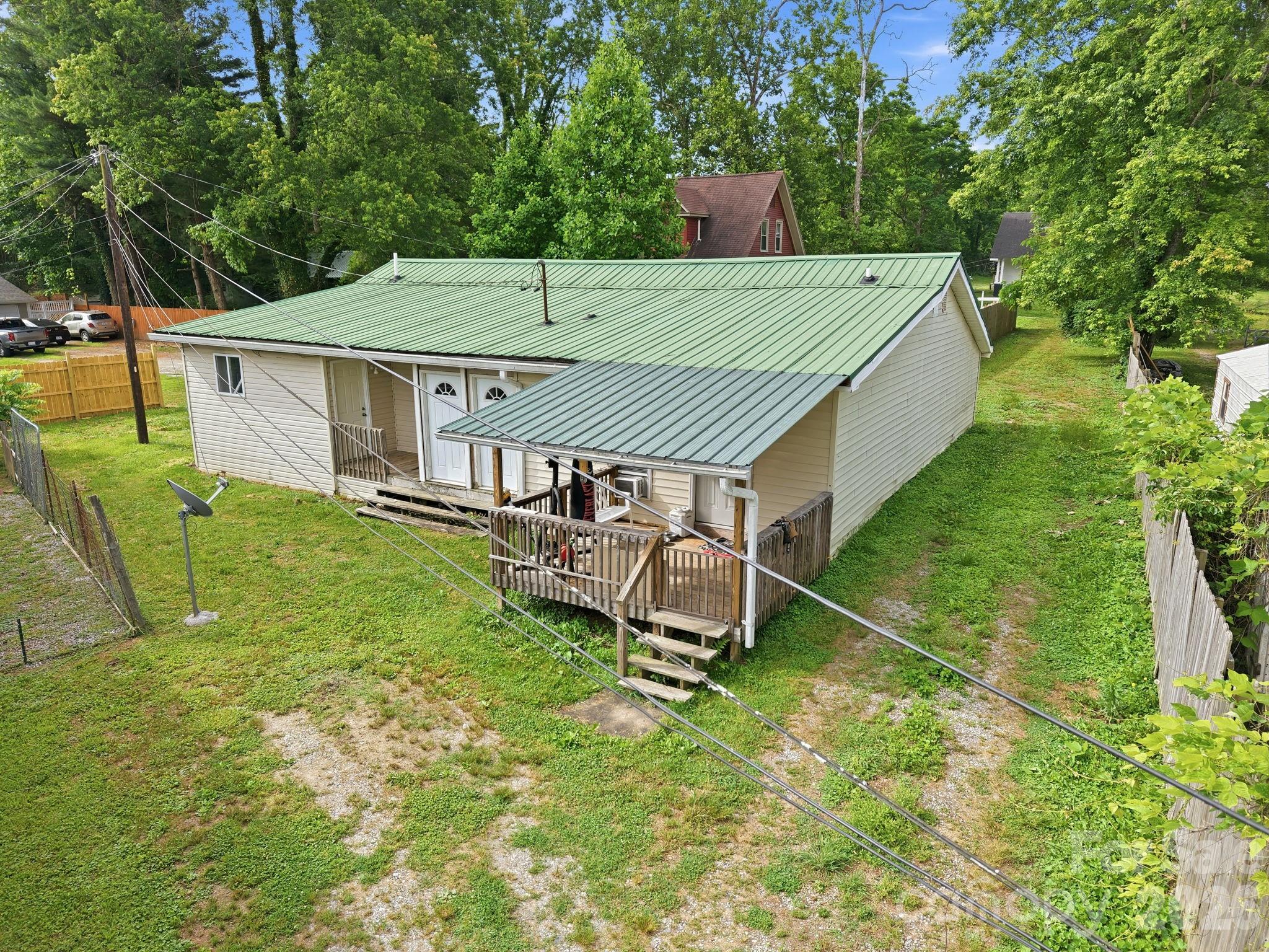 104 Jody Street, East Flat Rock, NC, 28726