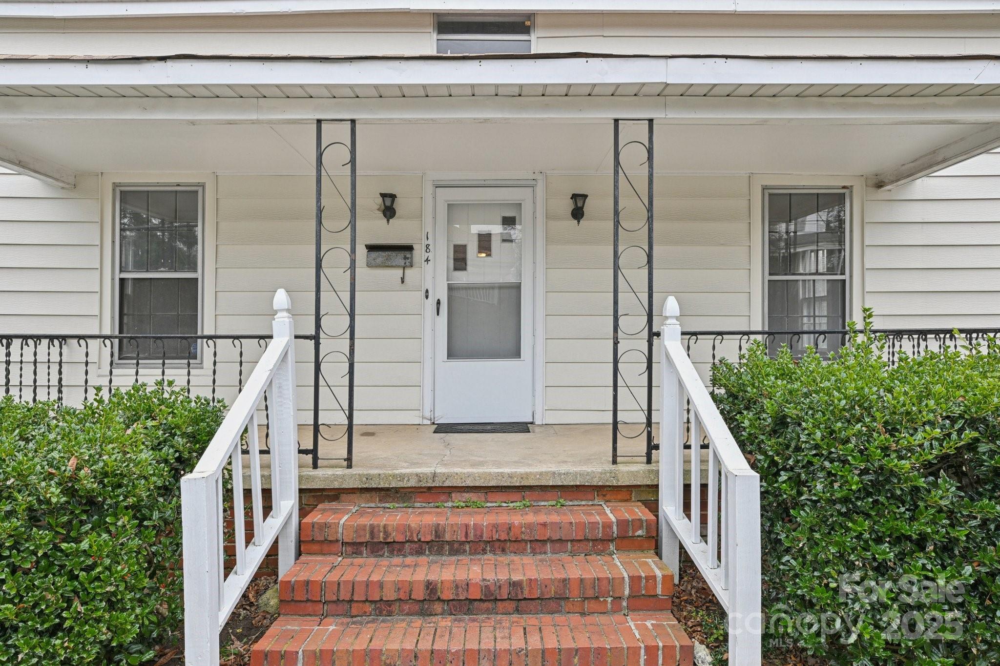 184 Cabarrus Avenue E