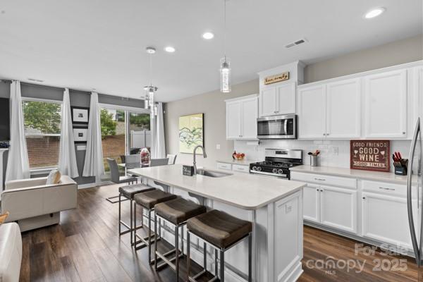 5860 Clan Maclaine Drive