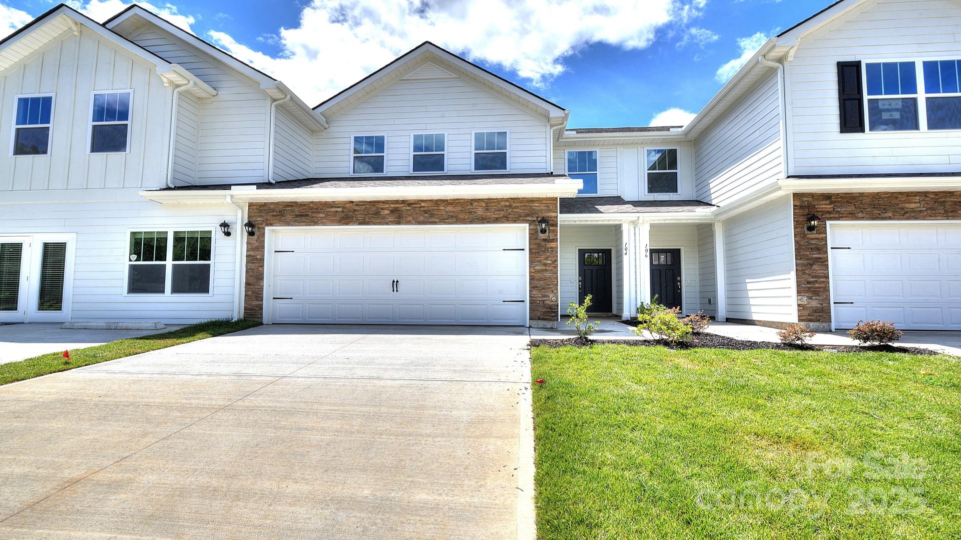 Pleasant Grove Townhomes - Residential