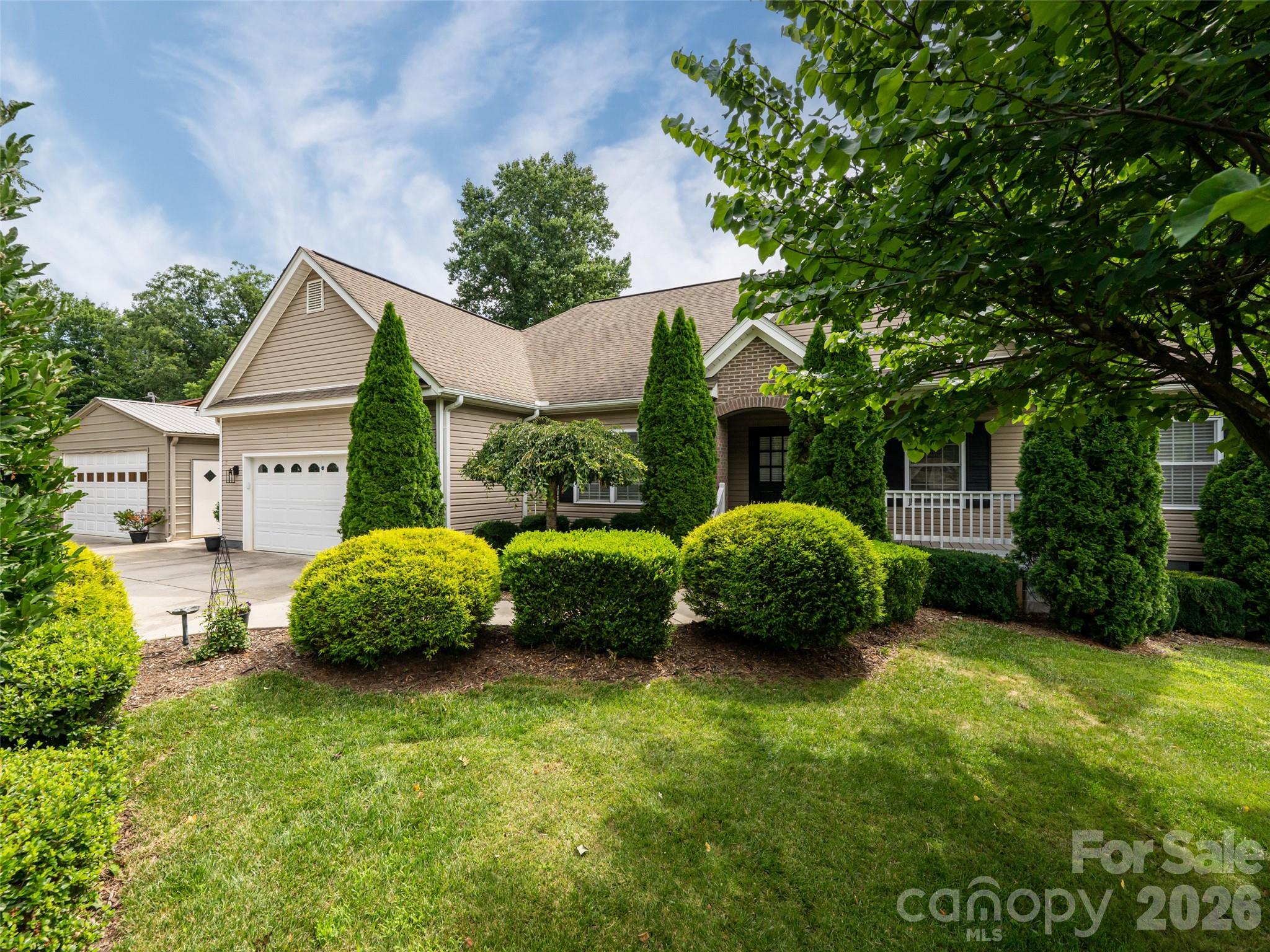 125 Craggy Street, Black Mountain, NC, 28711