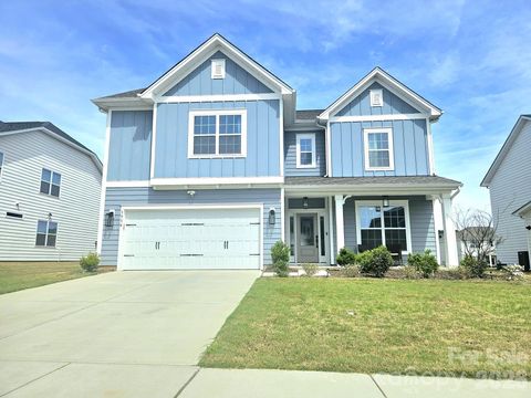 3934 Zinnia Drive Harrisburg NC 28075