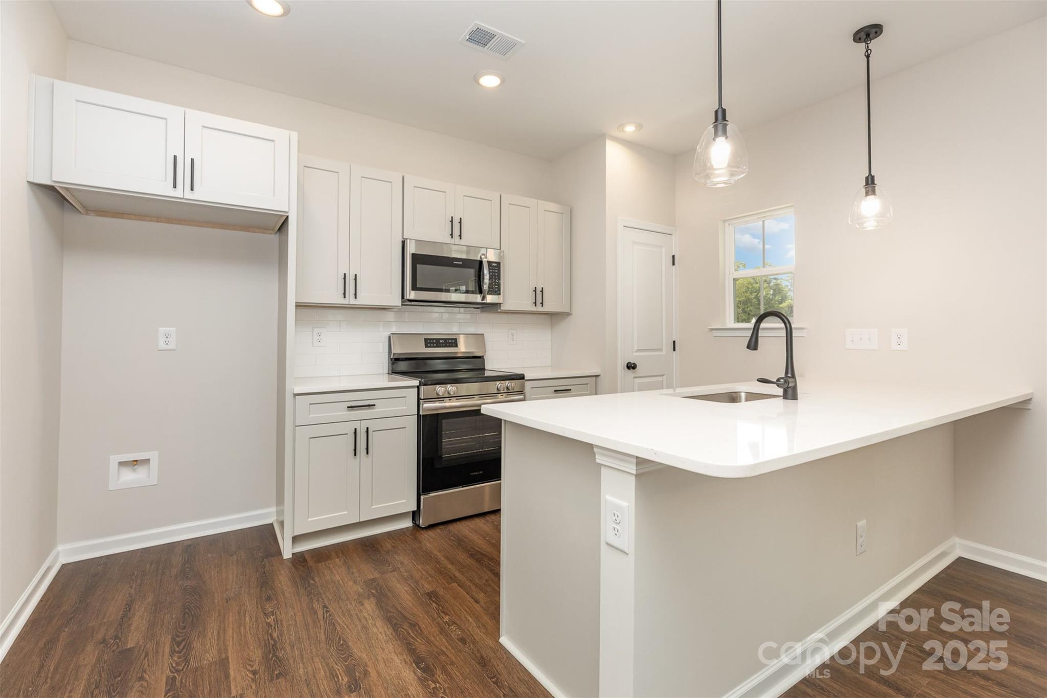 Sadler Village - Residential