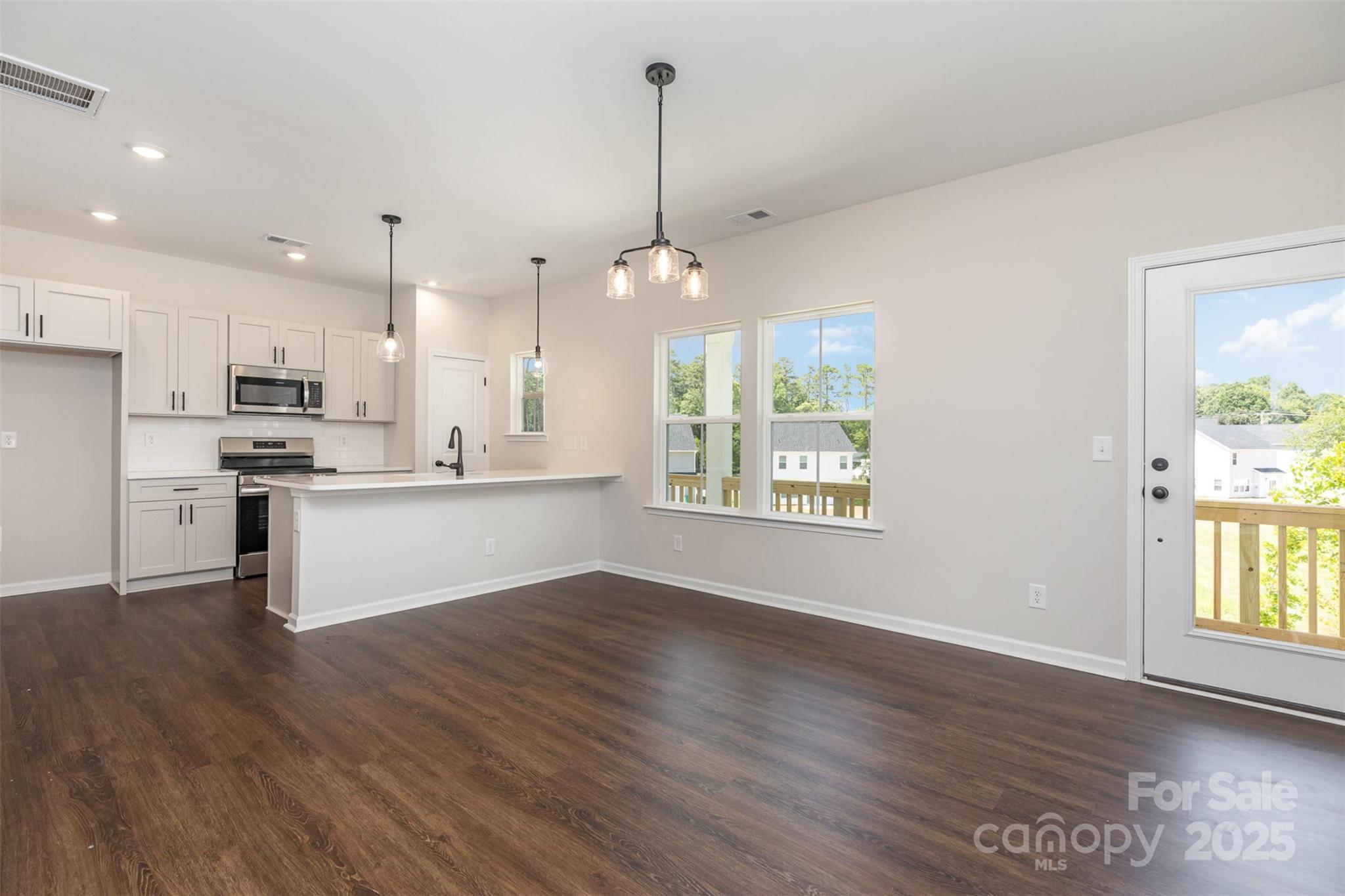 Sadler Village - Residential