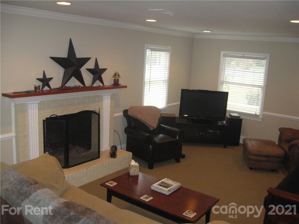 Sherwood Forest - Residential Lease