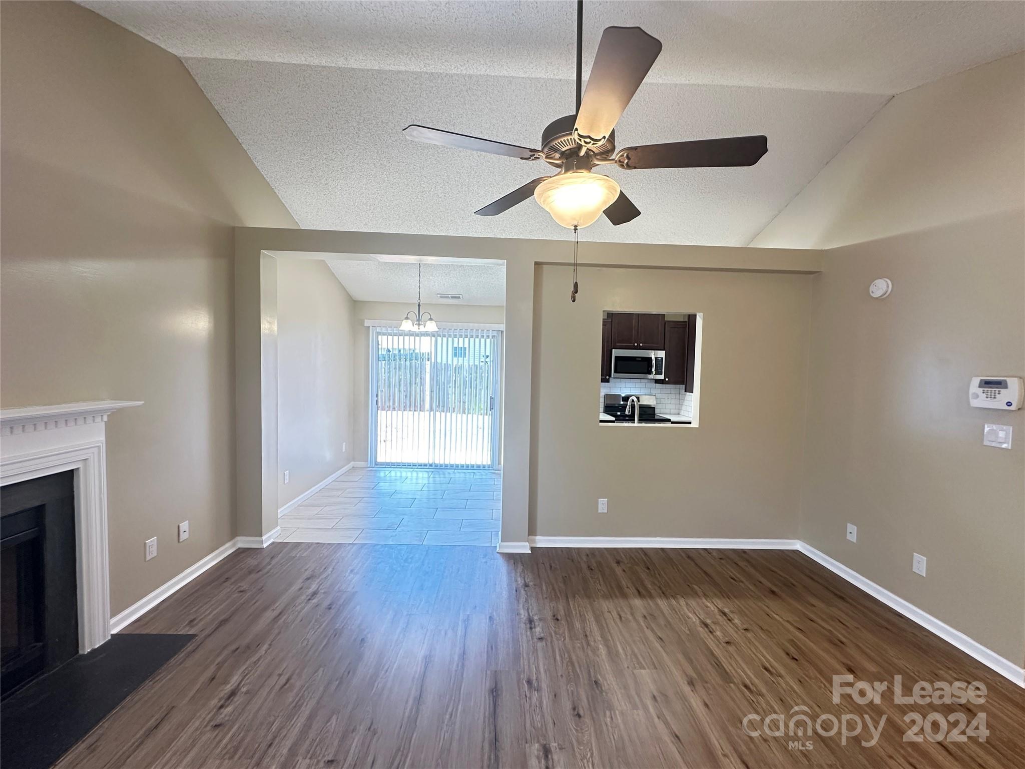 Alexis Pointe - Residential Lease