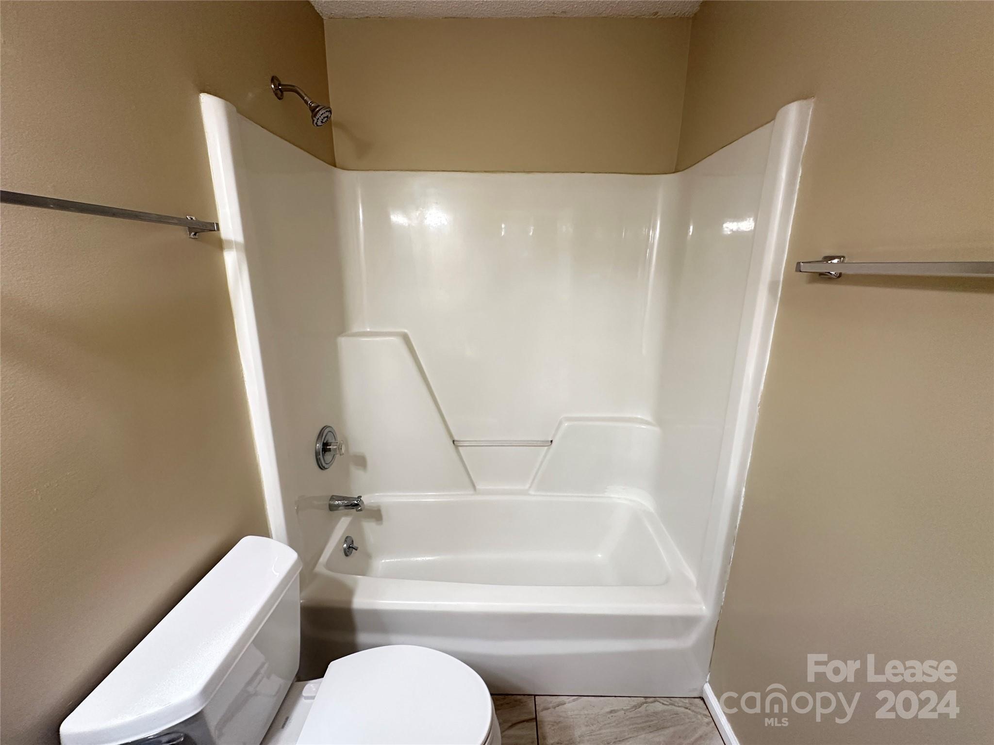 Alexis Pointe - Residential Lease