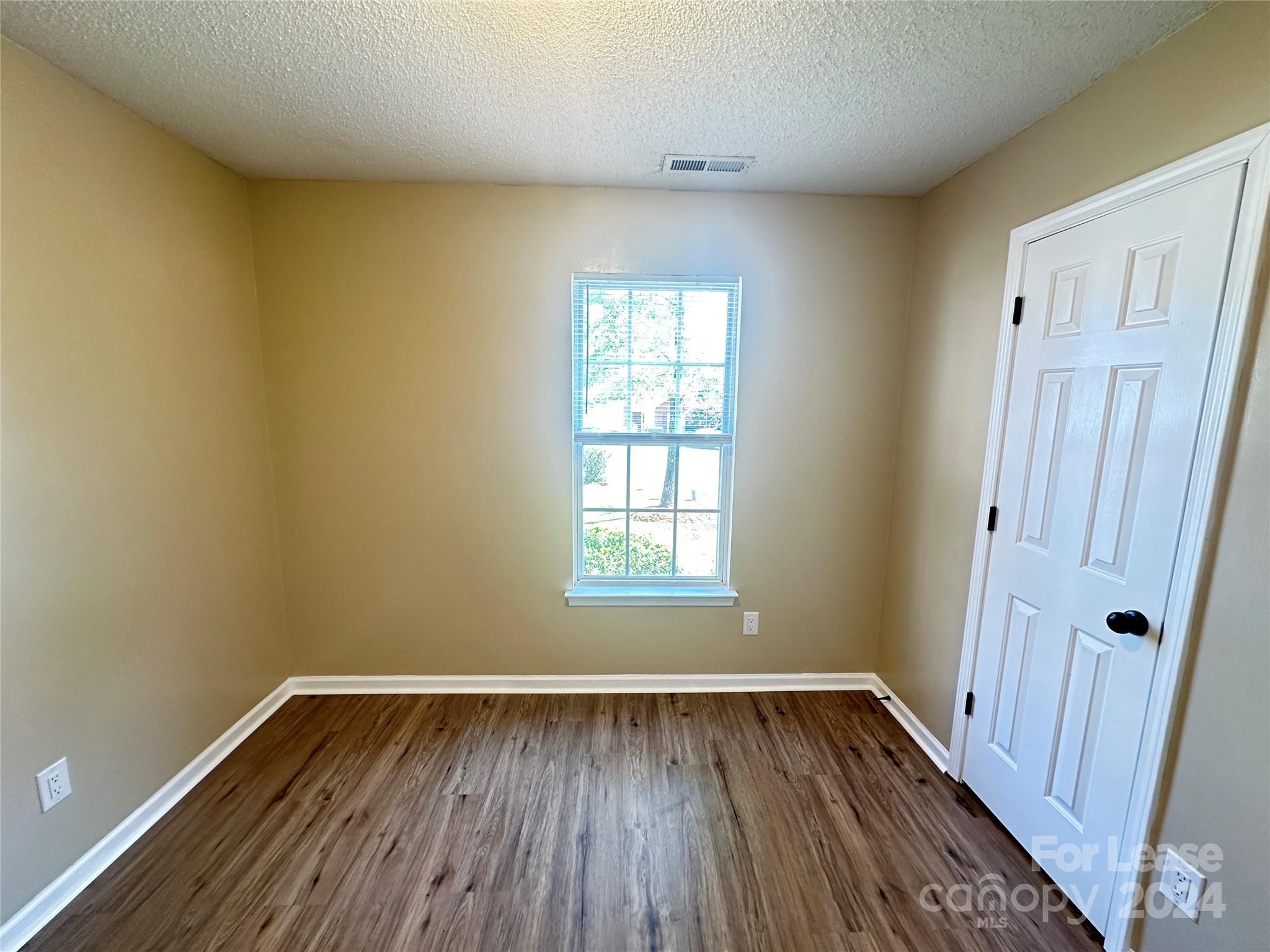 Alexis Pointe - Residential Lease