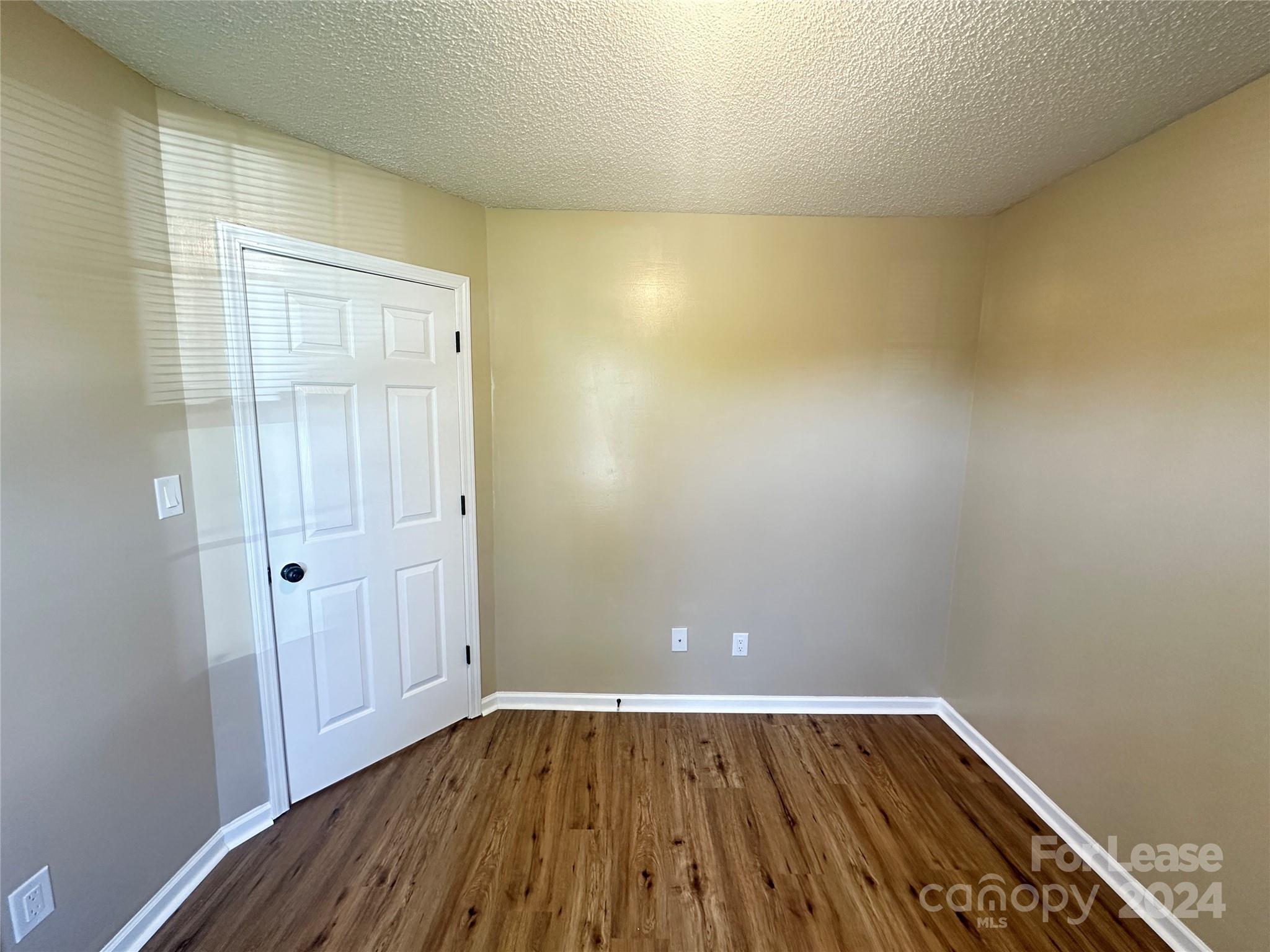 Alexis Pointe - Residential Lease