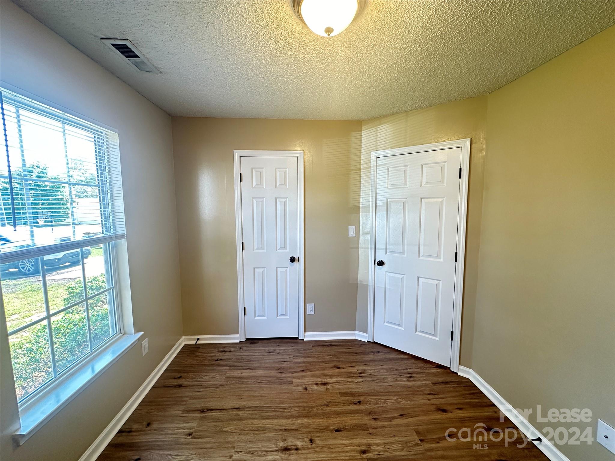 Alexis Pointe - Residential Lease