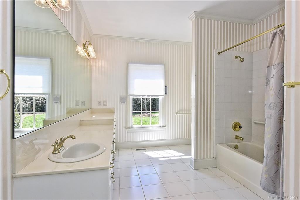 Kings Crossing - Residential