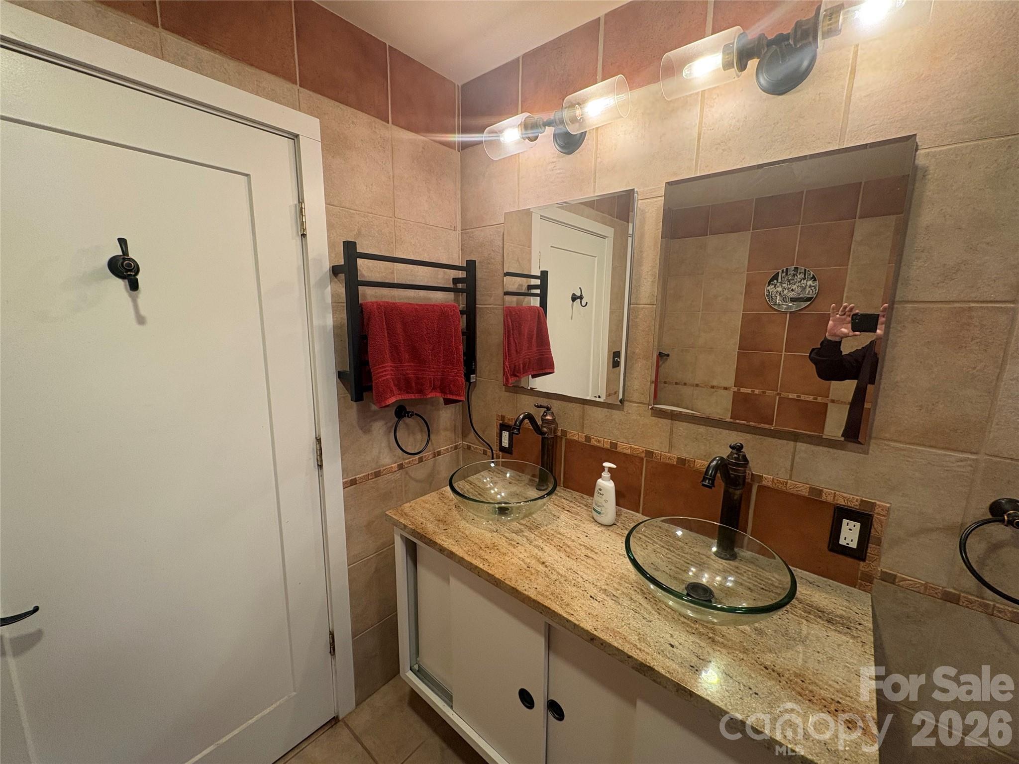 Swiss Pine Lake - Residential