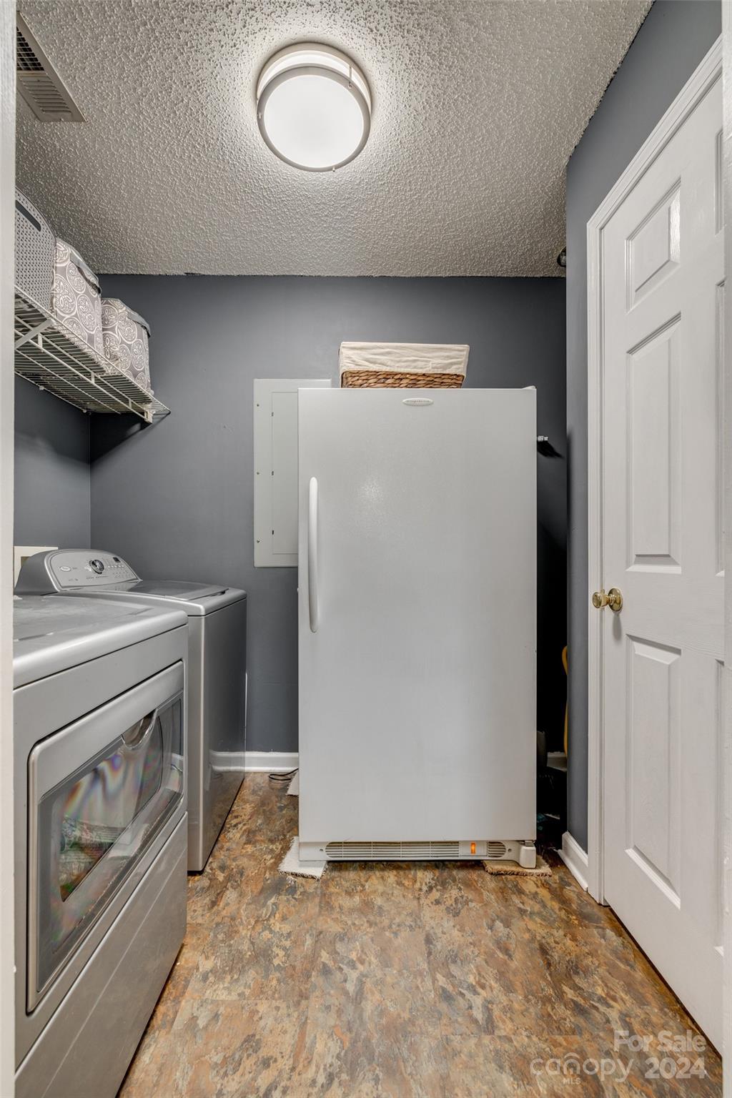 Lincoln Estates - Residential