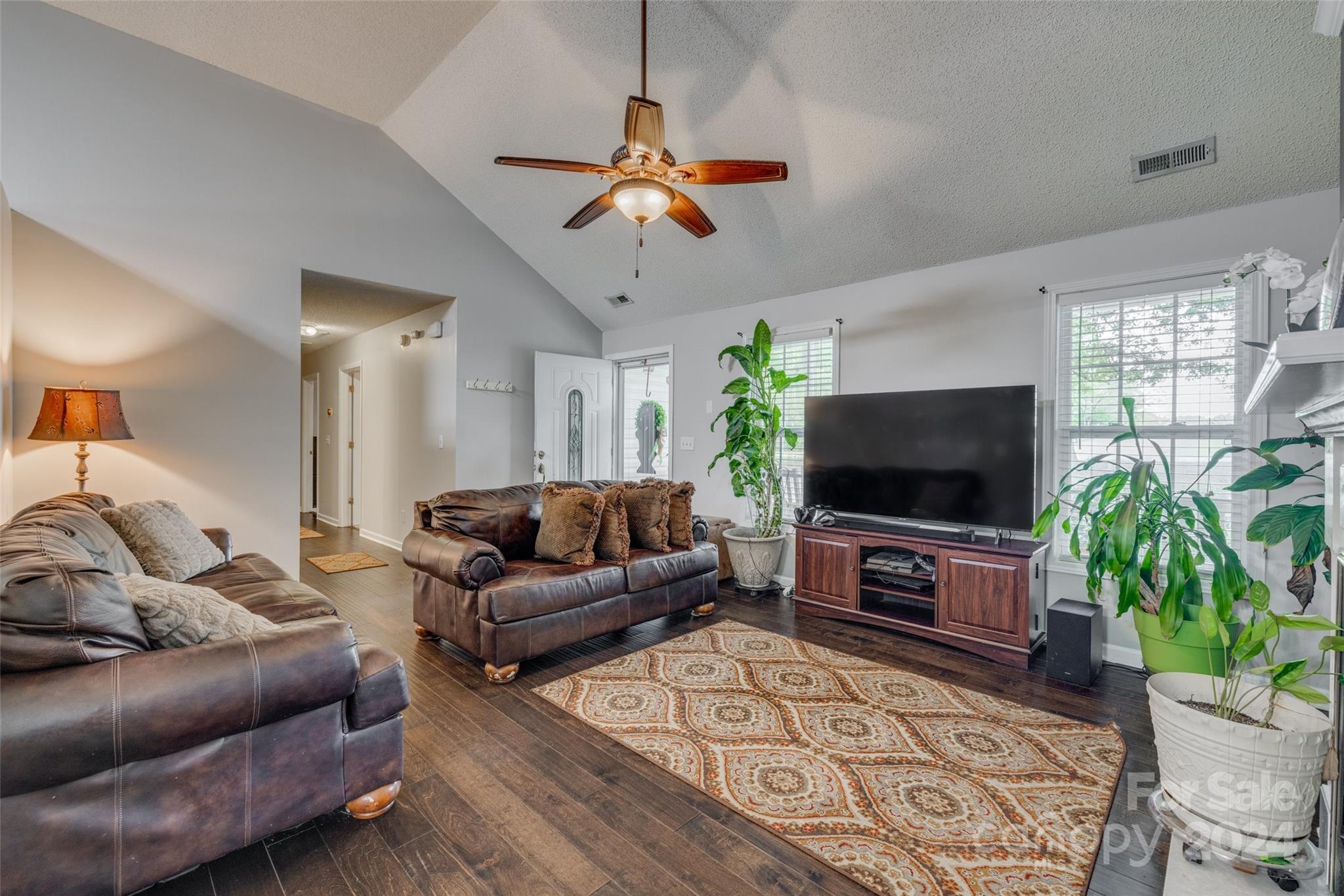 Lincoln Estates - Residential