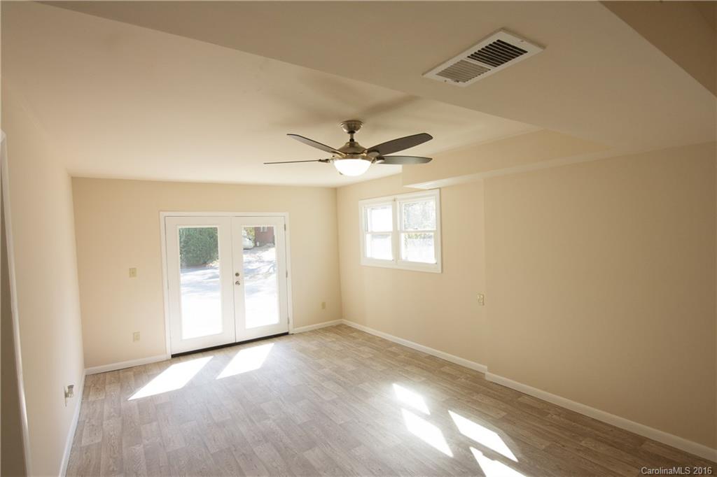 Eastbrook Woods - Residential