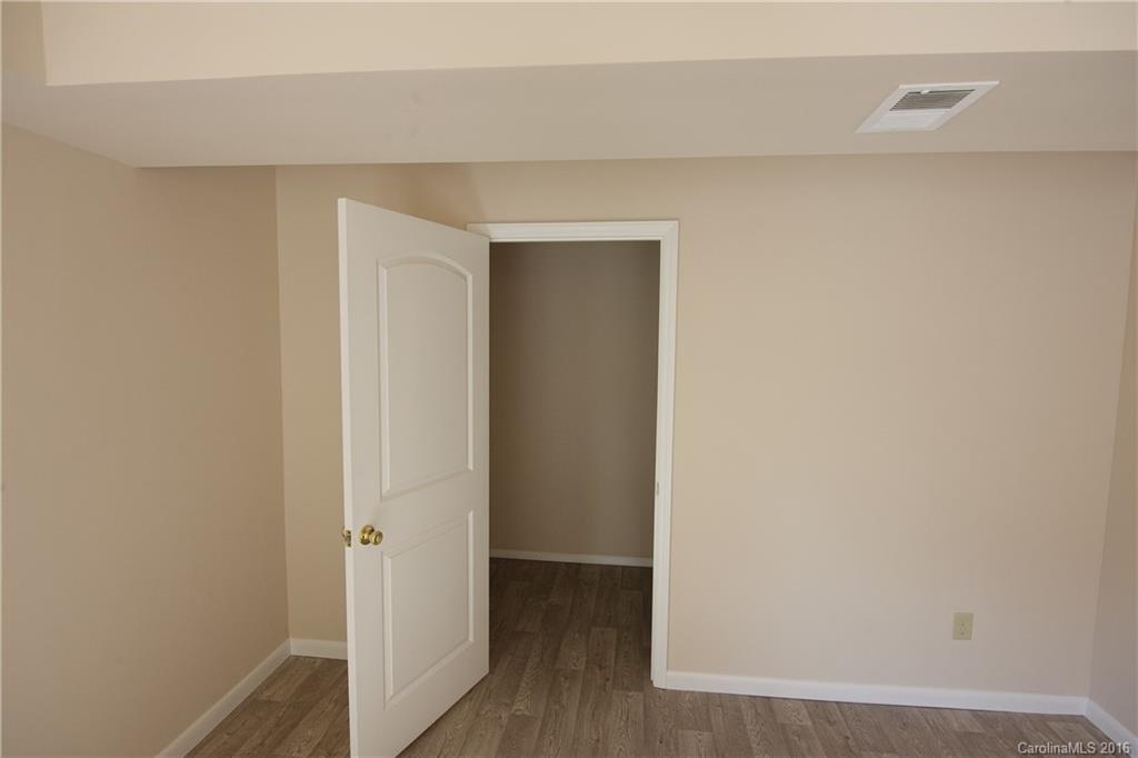 Eastbrook Woods - Residential