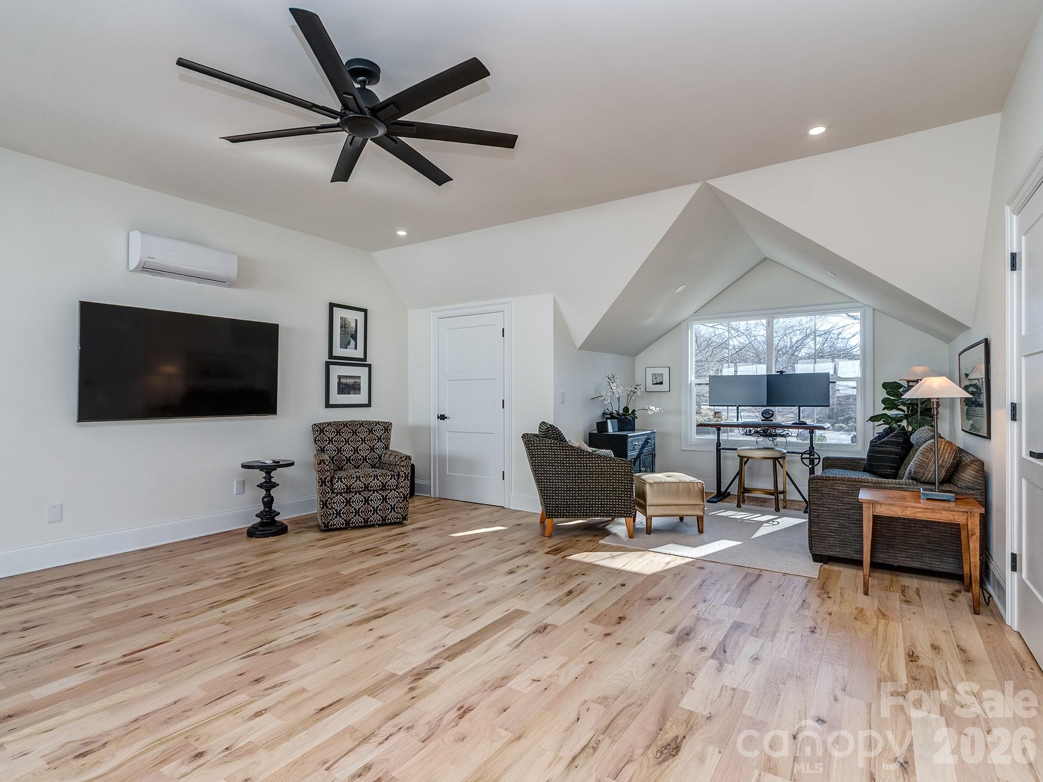 Ashbrook - Residential