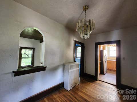 Photo of 63 Westover Drive, Asheville, NC 28801 (MLS # 4417519)