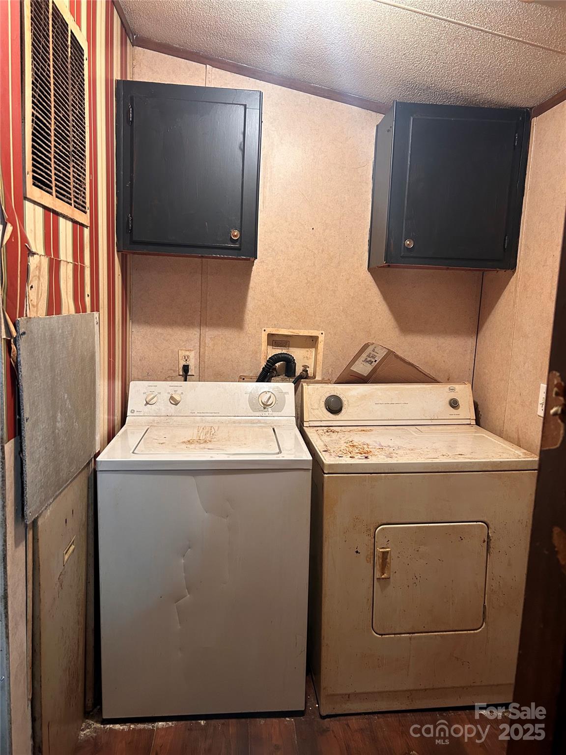 Smith Lake - Residential