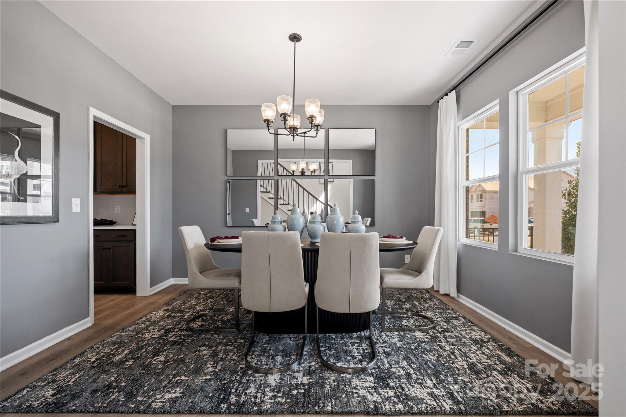 1012 Rocking Horse Road