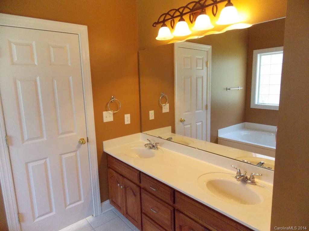 Wild Pine - Residential