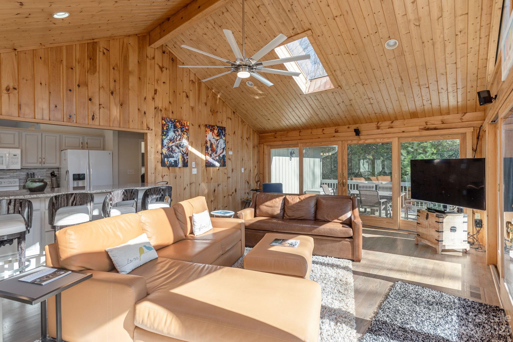 Connestee Falls - Residential