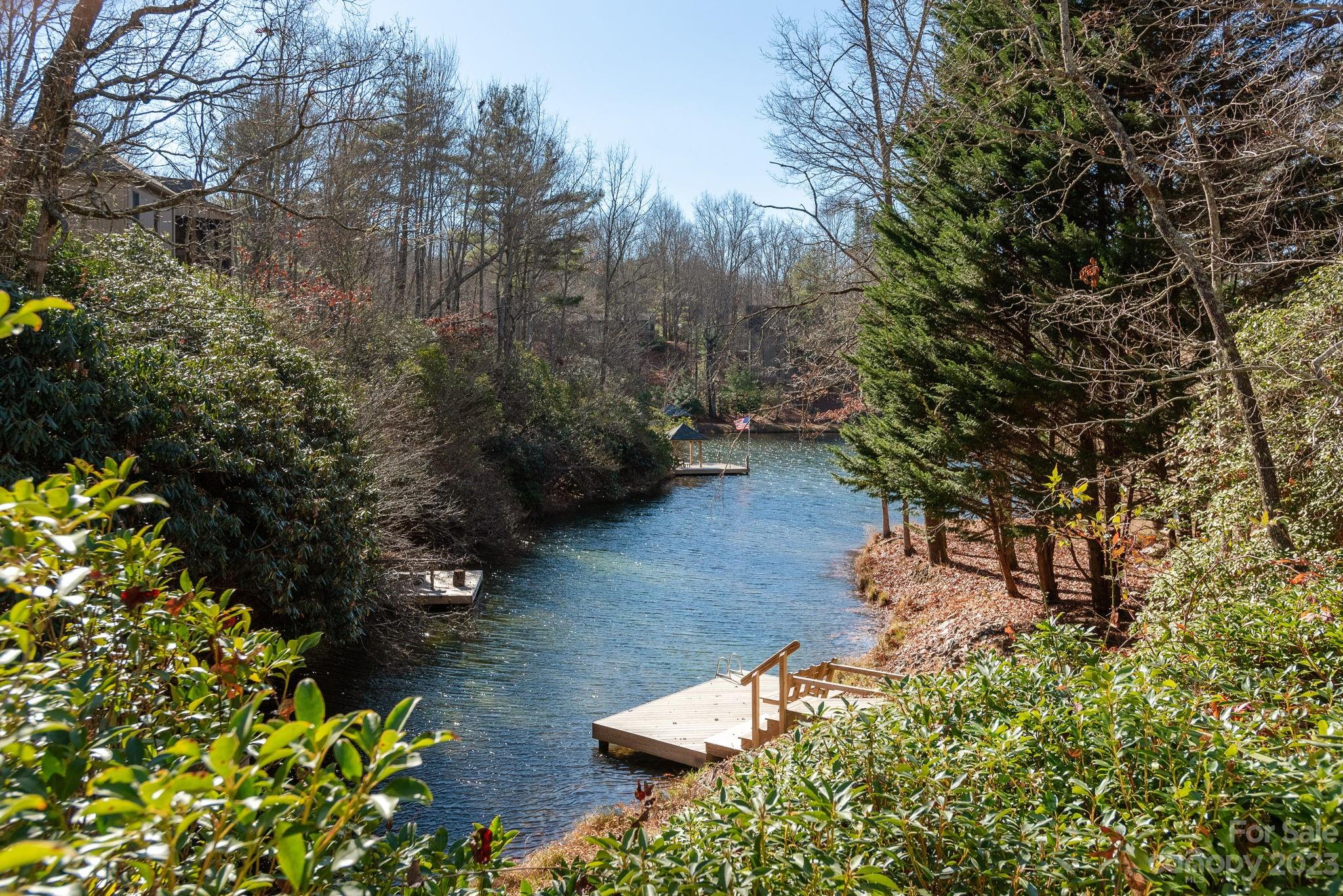 Connestee Falls - Residential