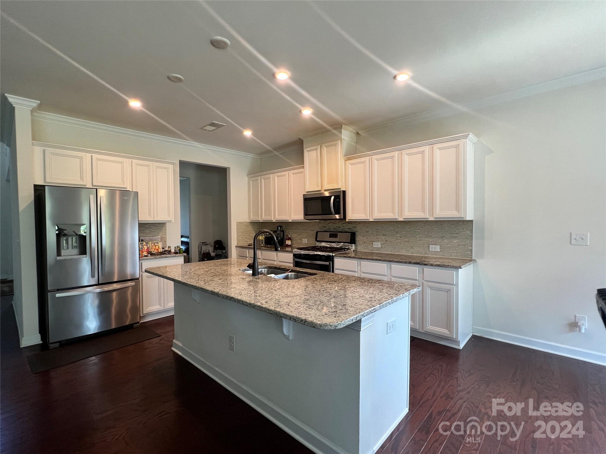 Haywyck Meadows - Residential Lease
