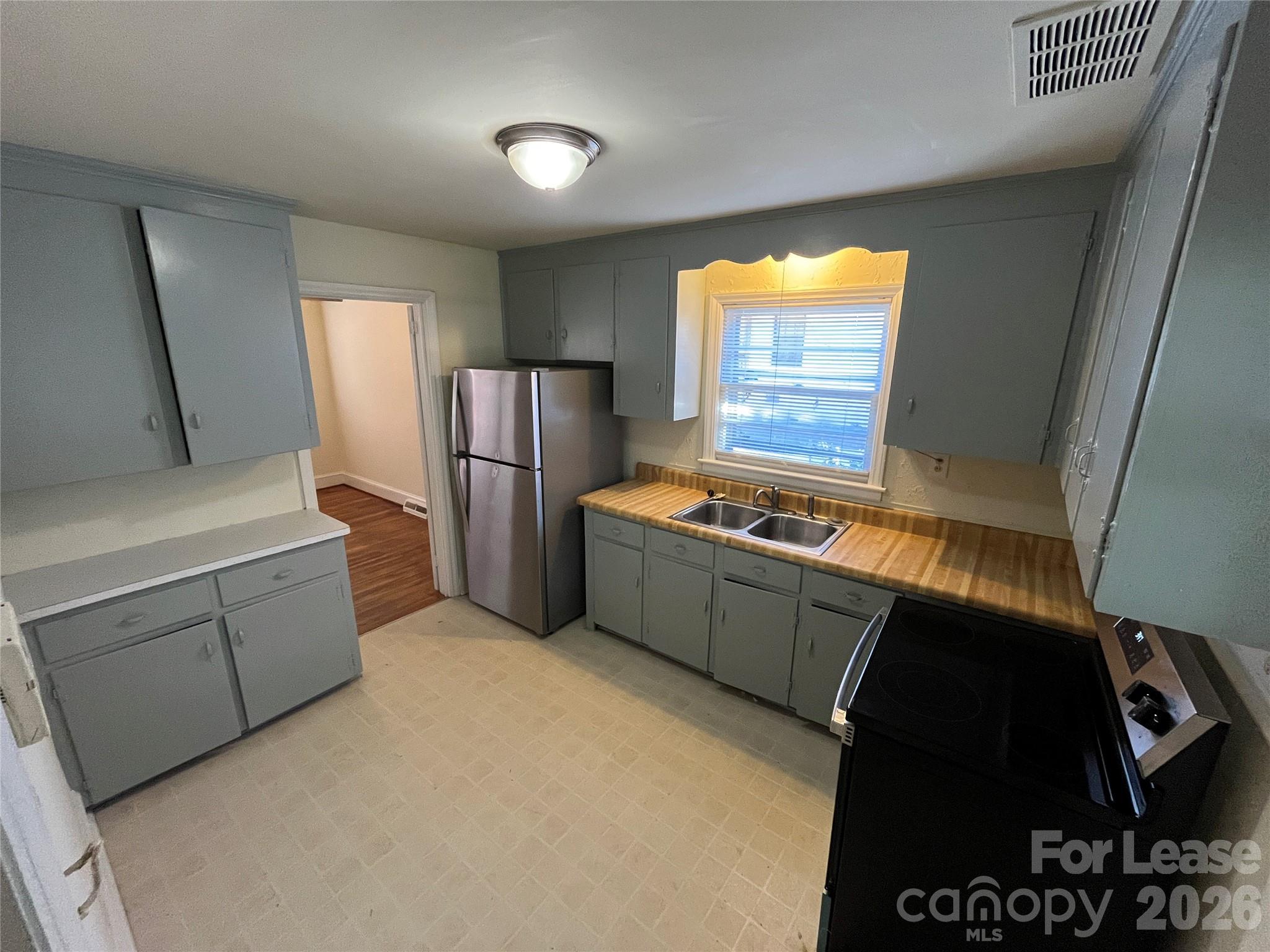 Markham Village - Residential Lease