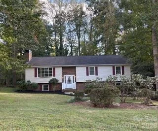 210 Faye Court, photo 1 of 42